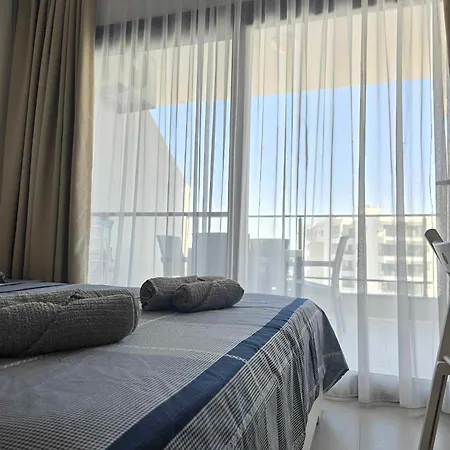Apartment Amelius With Sea View At Caesar *