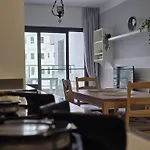 Apartment With Pool Access At Caesar Trikomo