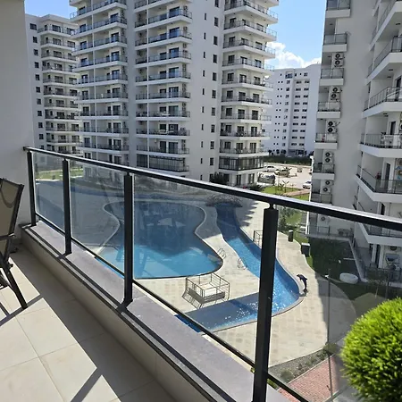 With Pool Access At Caesar Trikomo